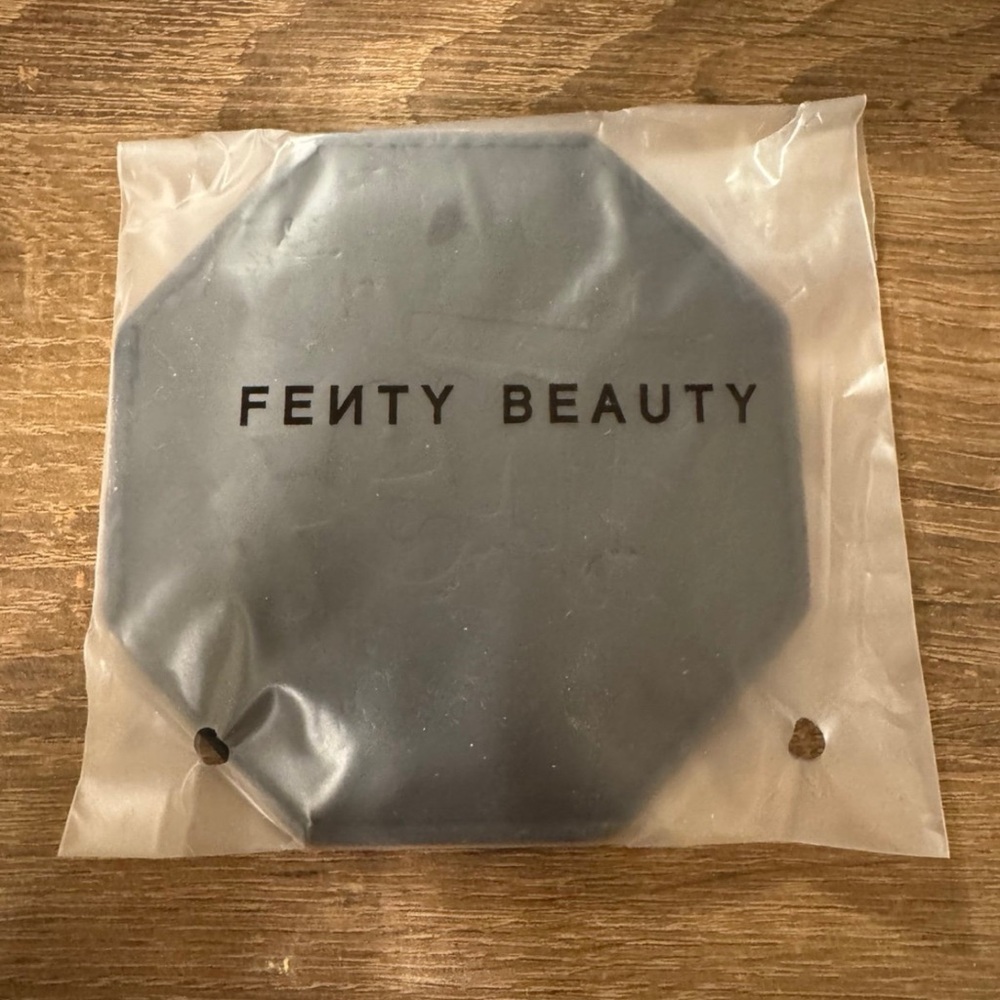Fenty Beauty Black pocket mirror